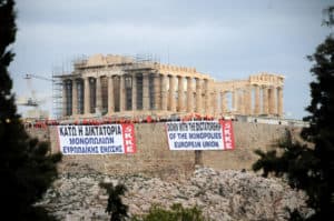 Protestaktion der Kommunistischen Partei Griechenlands auf der Akropolis.